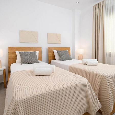 Ammokrinos Luxury Homes,150M From The Beach Kalamaki  Exterior photo