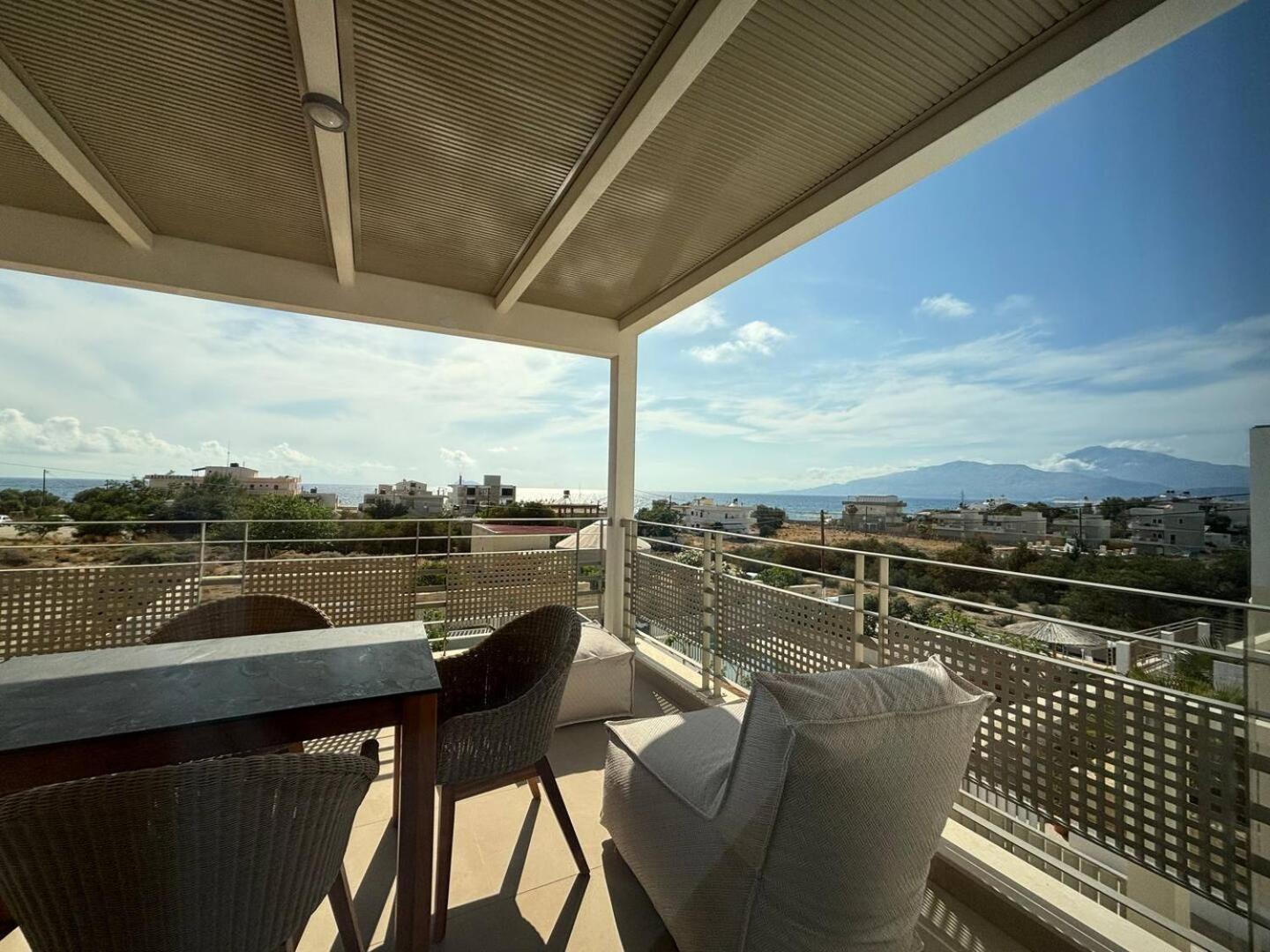 Ammokrinos Luxury Homes,150M From The Beach Kalamaki  Exterior photo