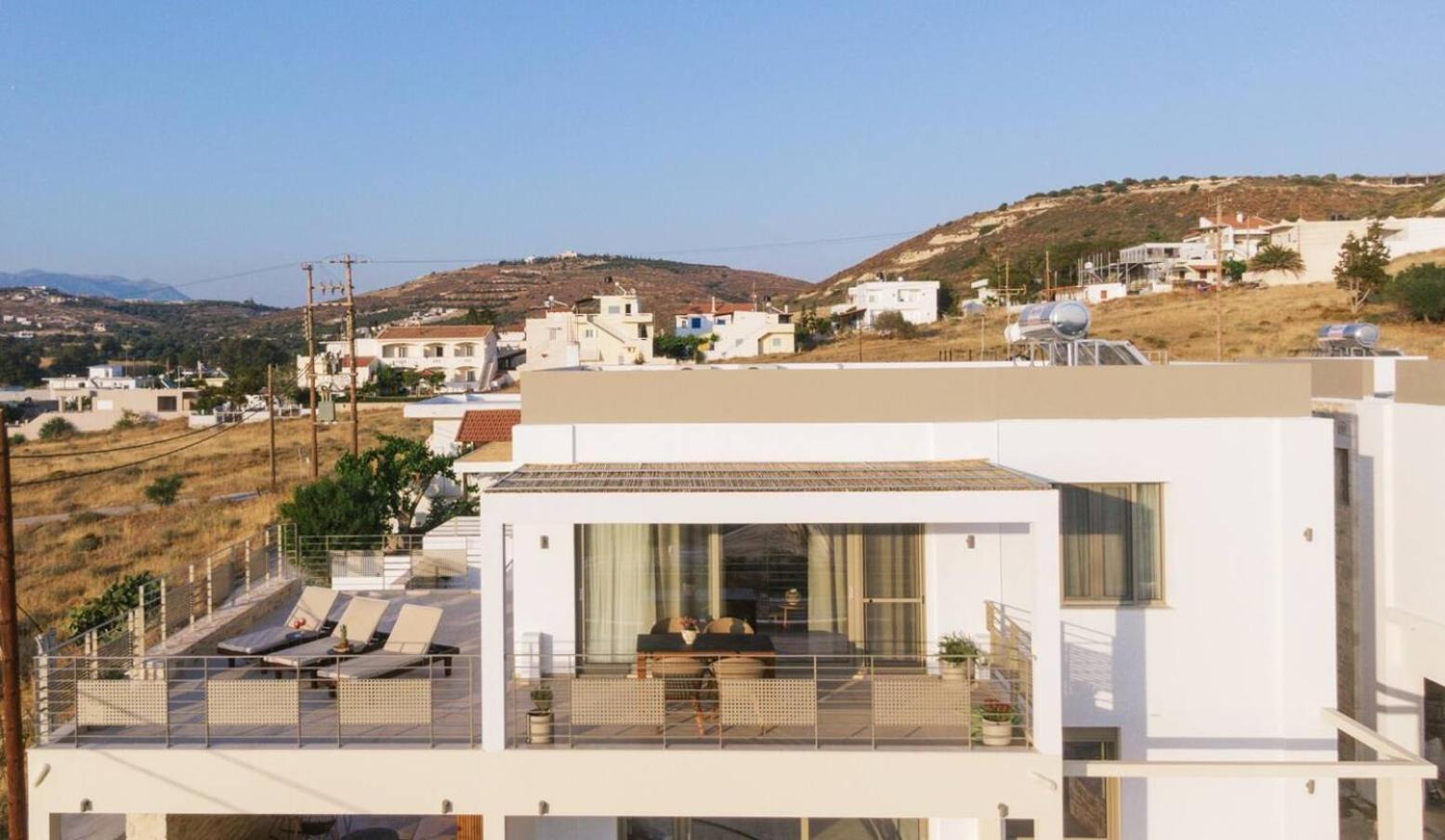 Ammokrinos Luxury Homes,150M From The Beach Kalamaki  Exterior photo