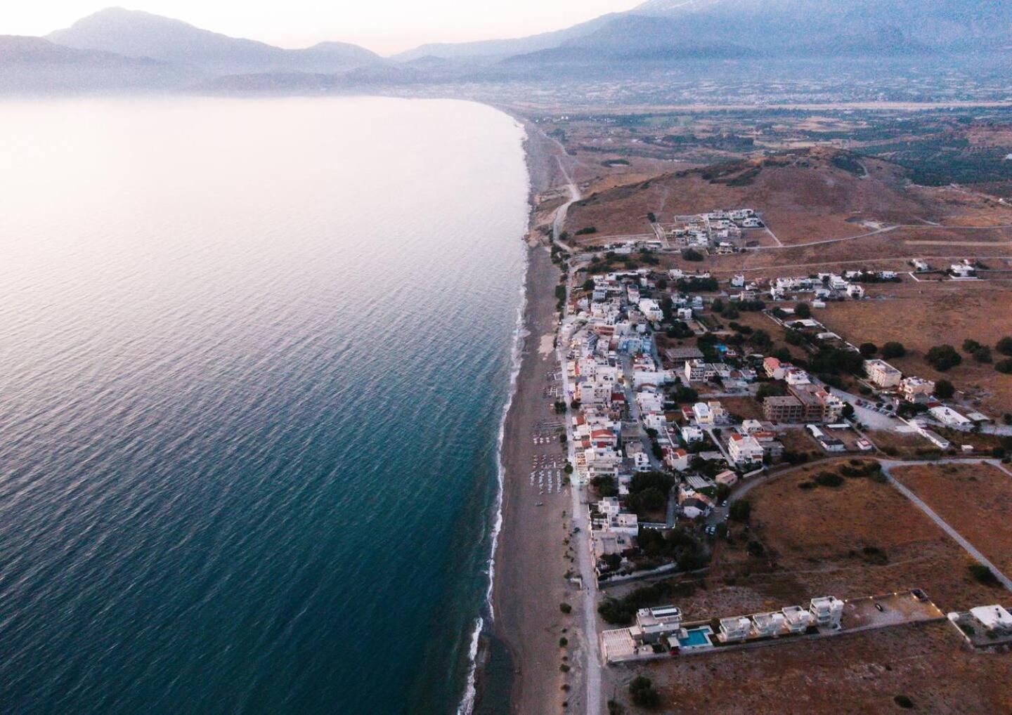 Ammokrinos Luxury Homes,150M From The Beach Kalamaki  Exterior photo