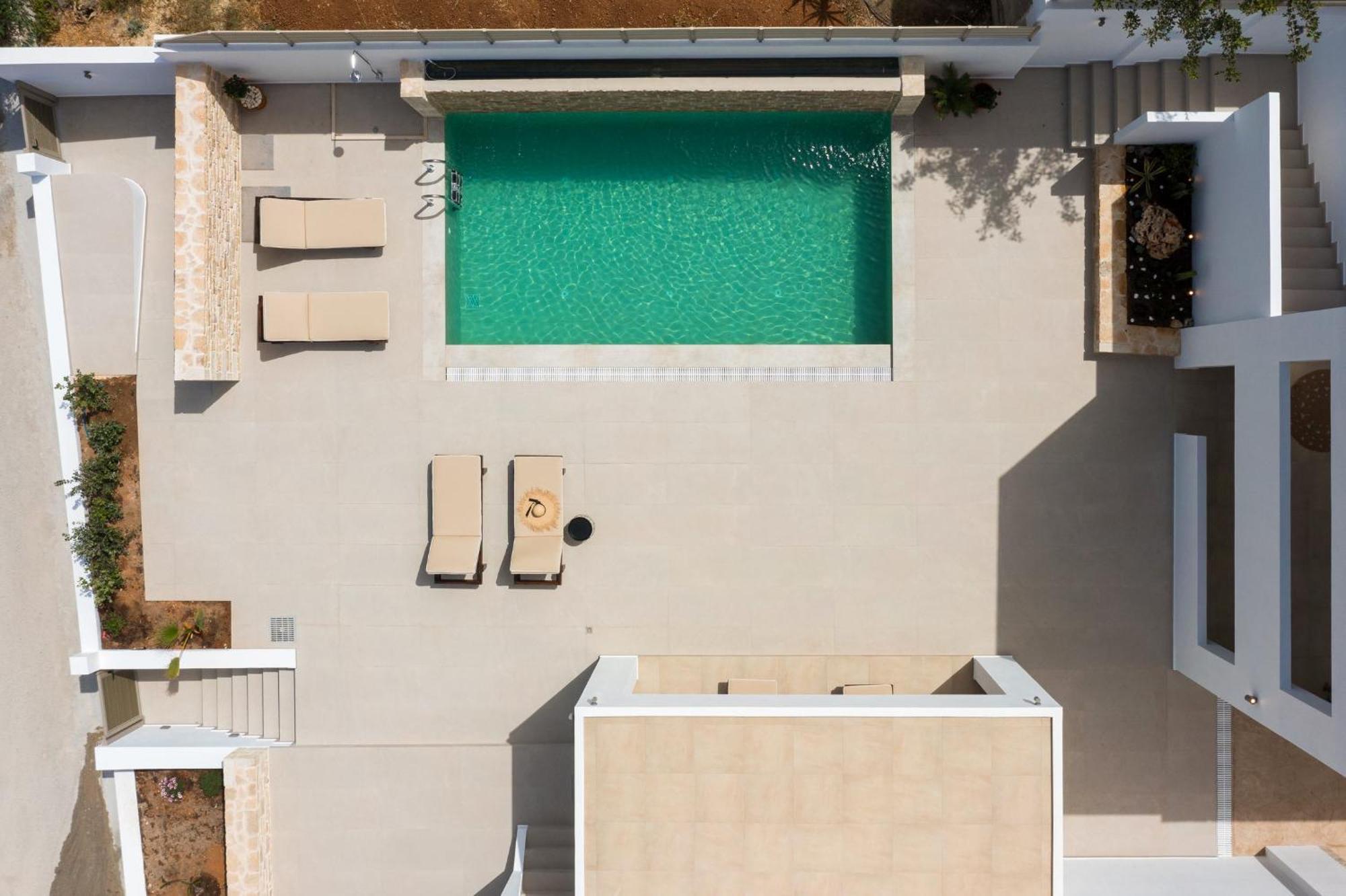 Ammokrinos Luxury Homes,150M From The Beach Kalamaki  Exterior photo