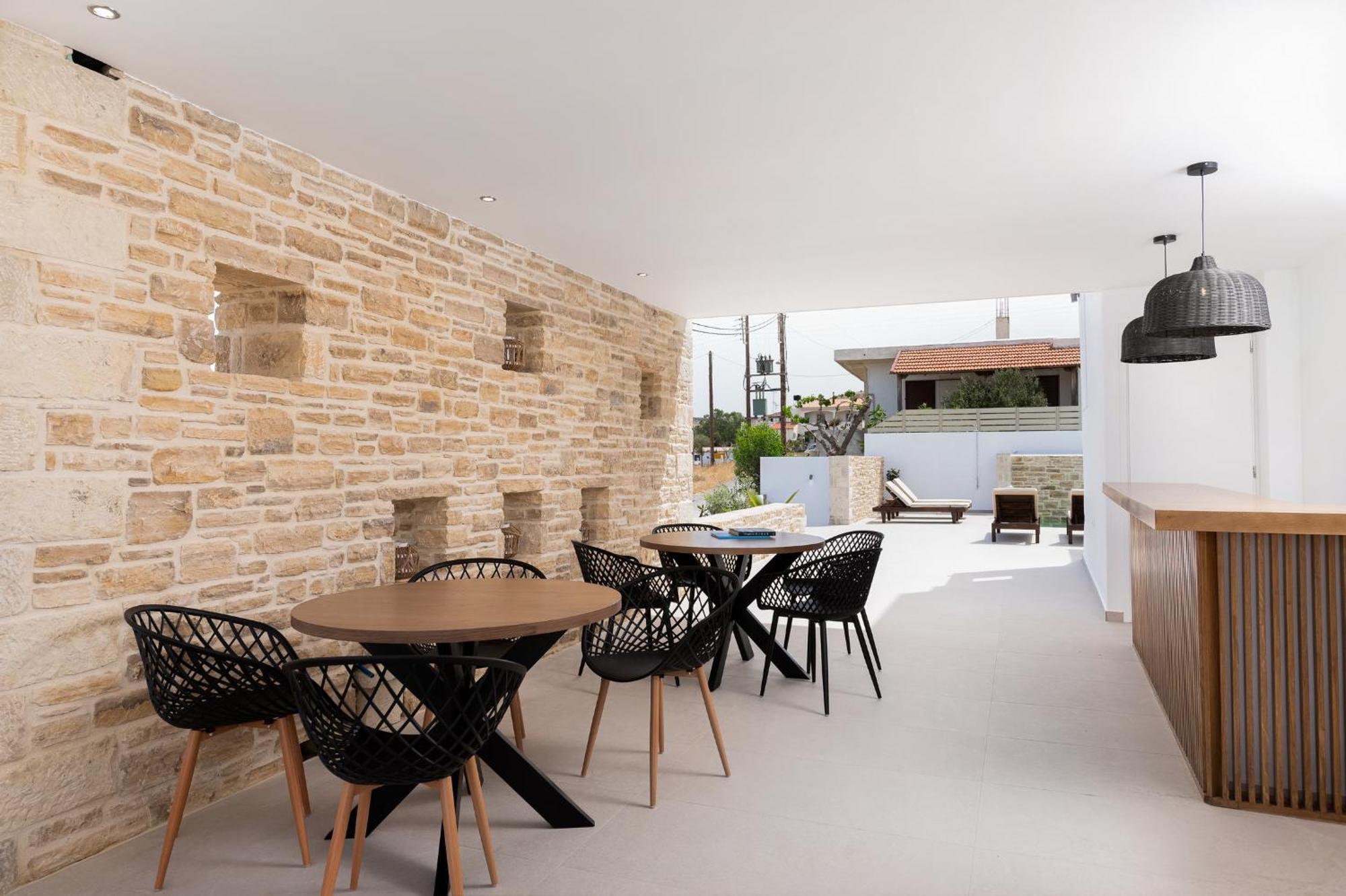 Ammokrinos Luxury Homes,150M From The Beach Kalamaki  Exterior photo