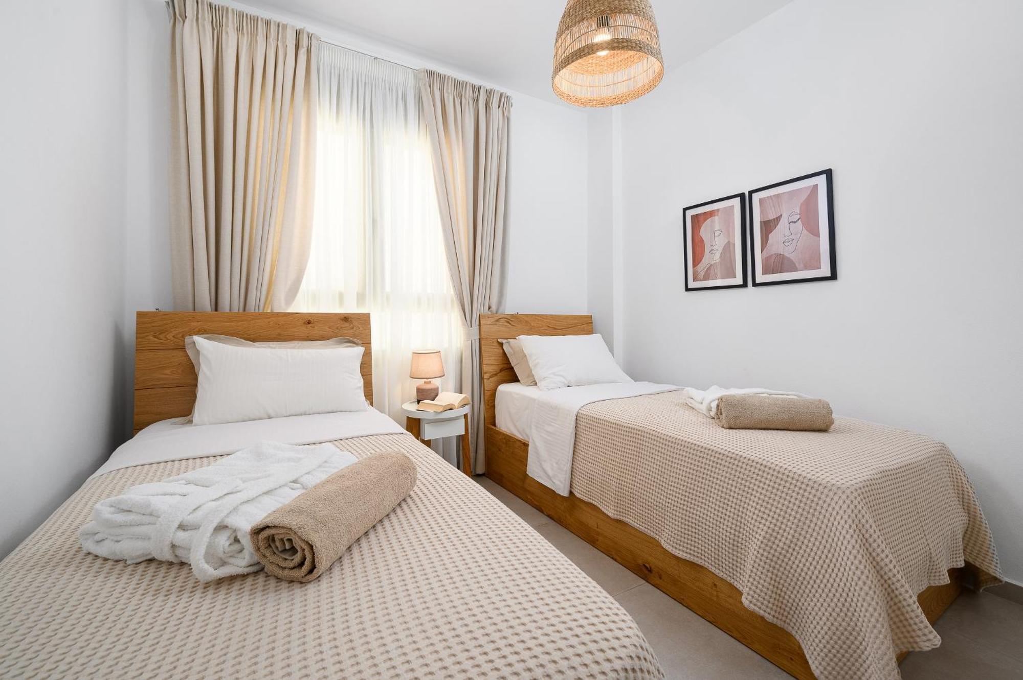 Ammokrinos Luxury Homes,150M From The Beach Kalamaki  Exterior photo