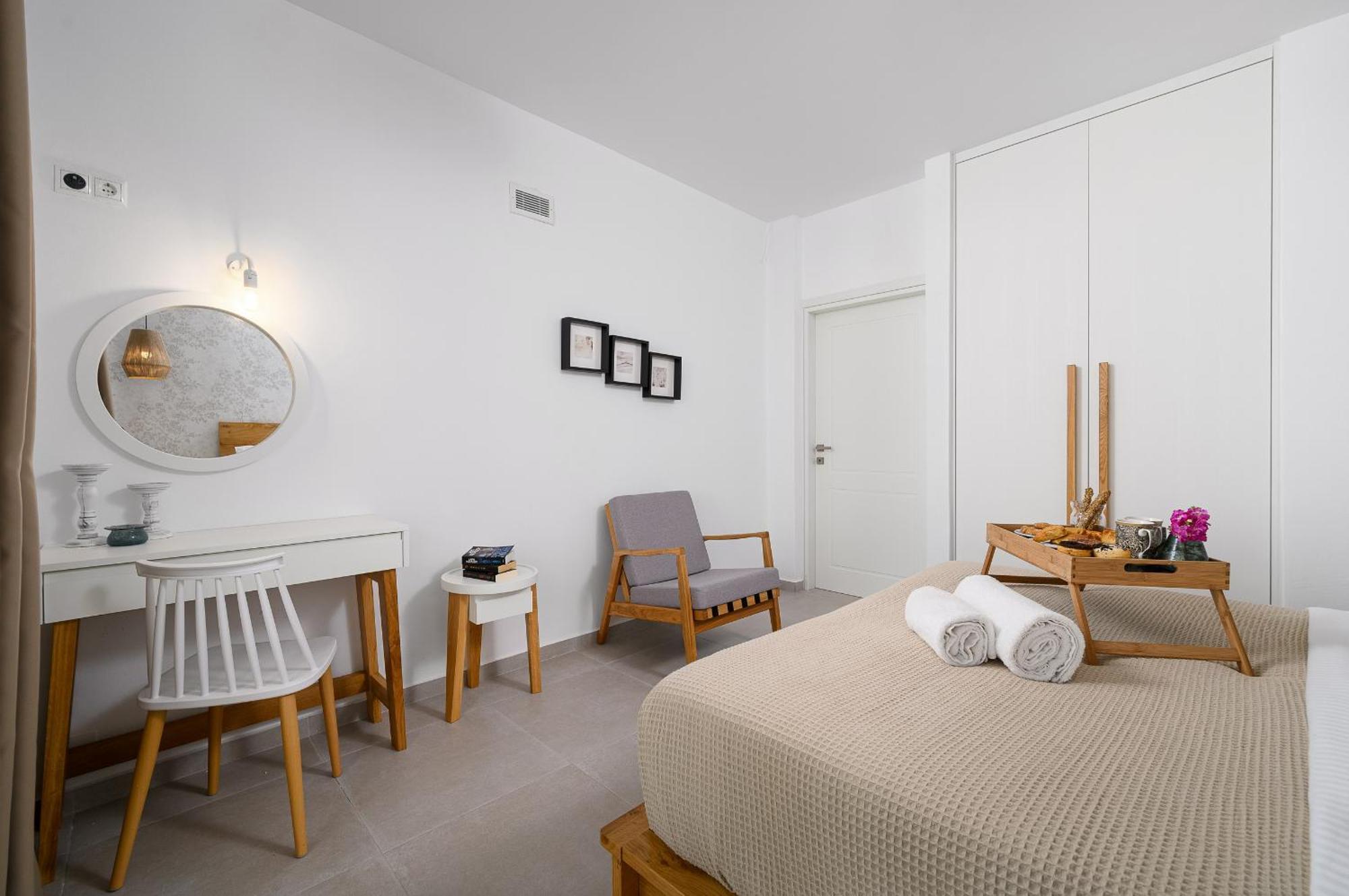 Ammokrinos Luxury Homes,150M From The Beach Kalamaki  Exterior photo